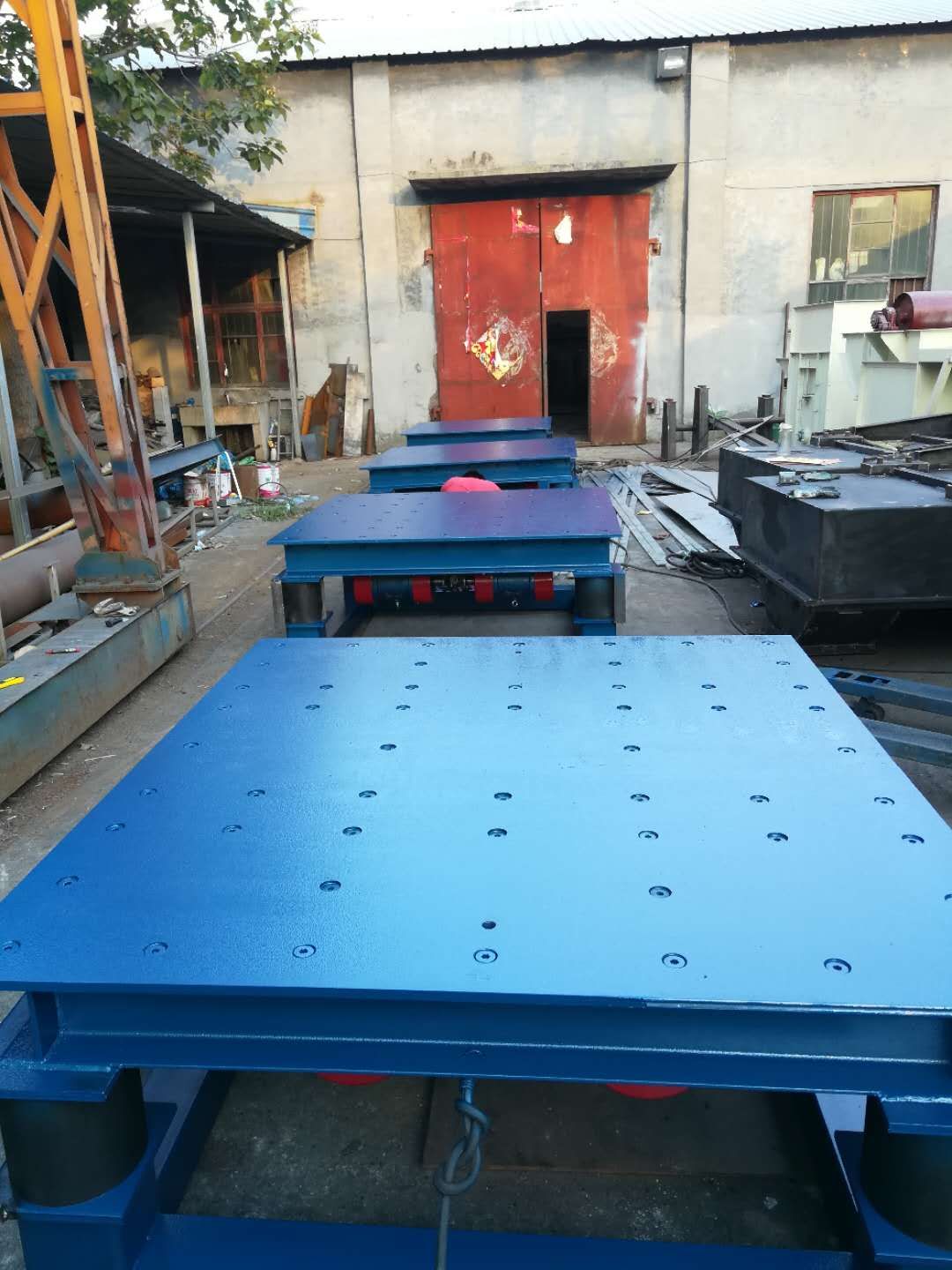 振動(dòng)平臺振動(dòng)平臺為什么會出現(xiàn)過載？如何避免？為什么會出現(xiàn)過載？如何避免？